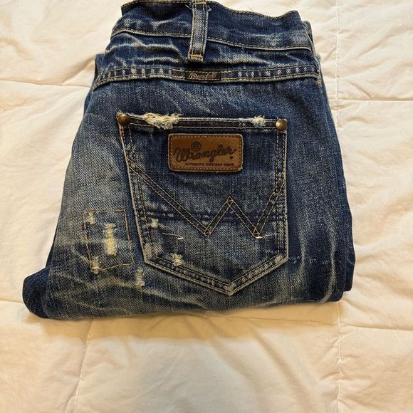 Wranglers women’s jeans size 10 boot cut medium wash distressing button fly Y2K - Picture 5 of 14